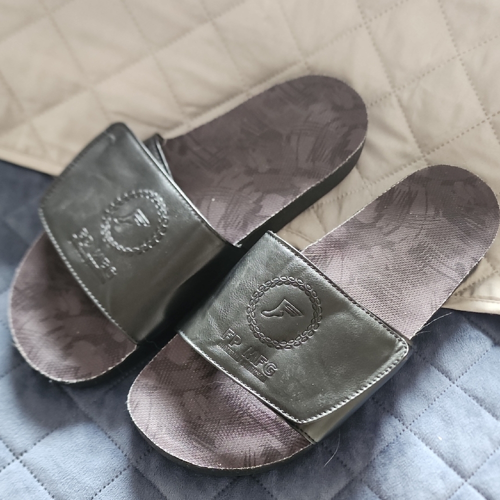 Men's Black Slide Sandals